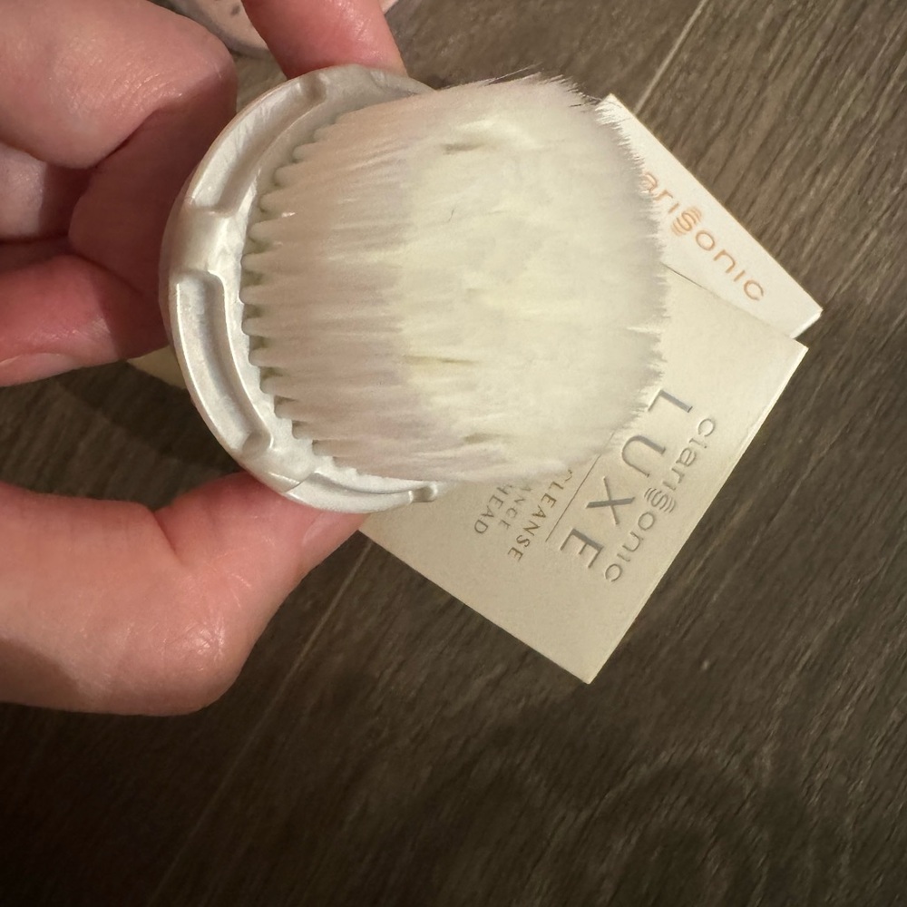 Clarisonic Brushes - Picture 2 of 4